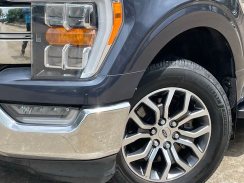 Used 2022 Ford F150 Lariat RWD image 9