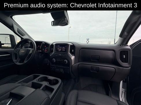 Used 2025 Chevrolet Silverado 2500 W/T w/ WT Convenience Package image 7
