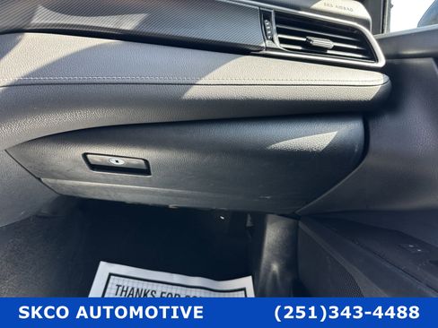 Used 2021 Toyota Camry SE image 24