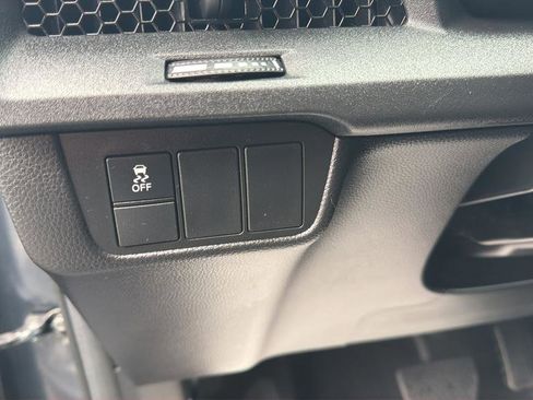 Used 2023 Honda CR-V LX image 18