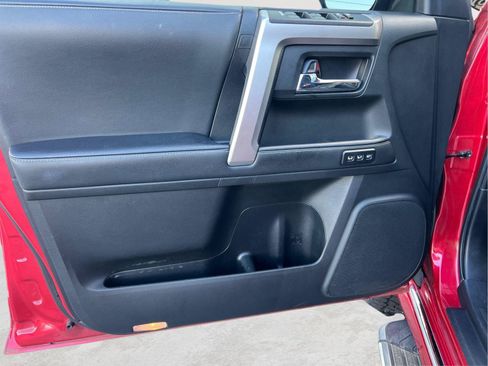 Used 2020 Toyota 4Runner Limited AWD/4WD image 20
