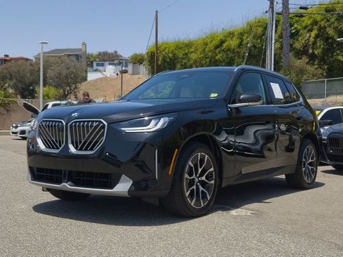 Used 2026 BMW X3 xDrive30 w/ Premium Package AWD/4WD image 2