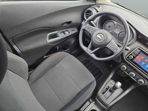 Used 2025 Nissan Kicks Play S FWD image 16
