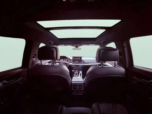 Used 2024 Audi Q5 2.0T Premium image 21