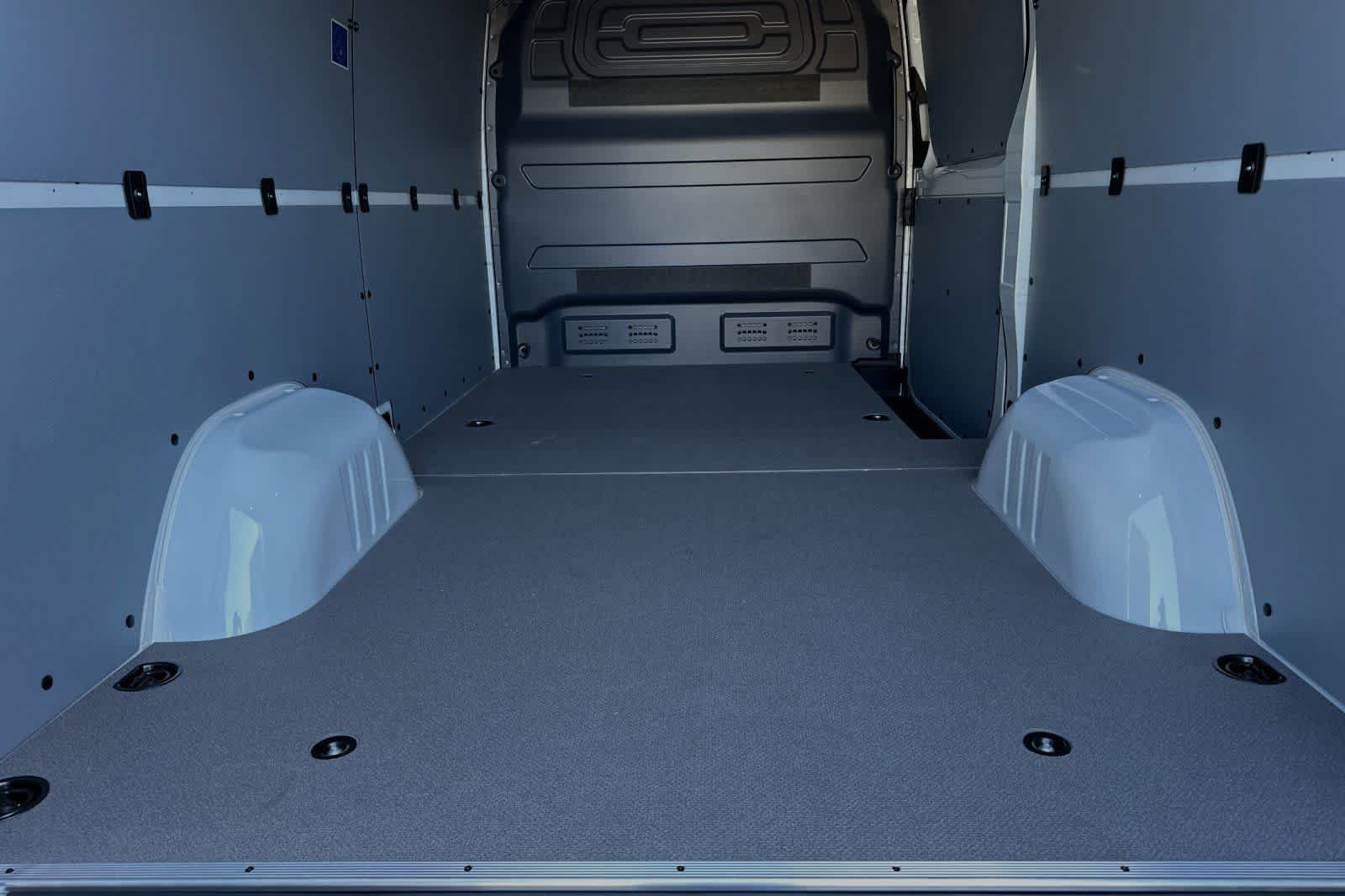 New 2024 Mercedes-Benz Sprinter 2500 image 16