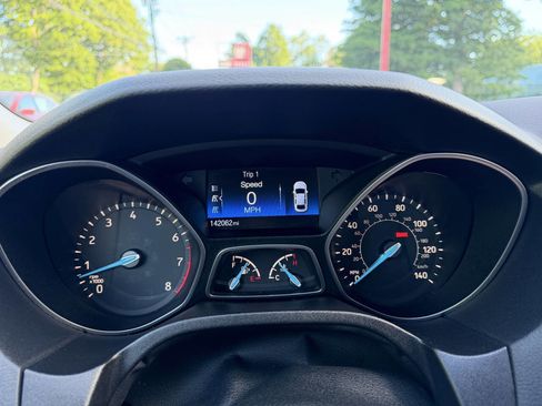 Used 2018 Ford Focus S FWD image 11