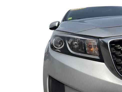 Used 2016 Kia Sedona LX w/ Option Group 020 image 12