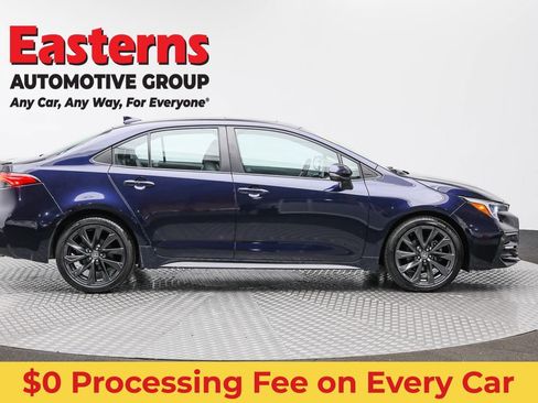 Used 2023 Toyota Corolla XSE FWD image 4