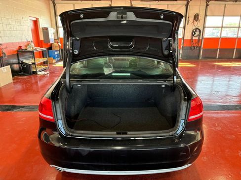 Used 2012 Volkswagen Passat 2.5 SE image 30