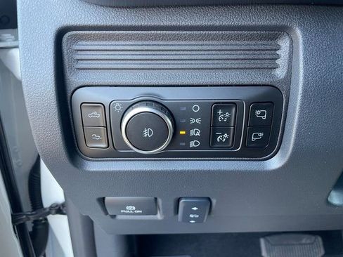 New 2026 Ford F250 Platinum w/ FX4 Off-Road Package image 25