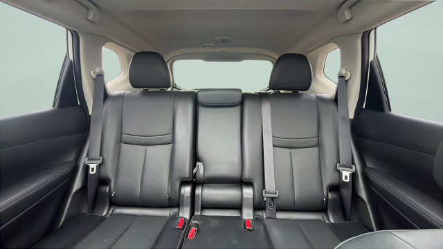 Used 2018 Nissan Rogue SL w/ Premium Package AWD/4WD image 20