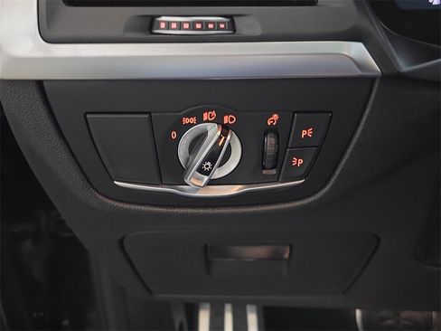 Used 2022 BMW X3 xDrive30i w/ M Sport Package 2 image 27