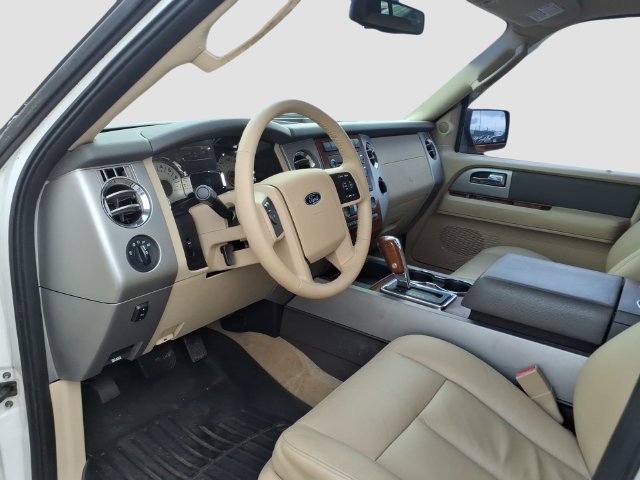 Used 2010 Ford Expedition 4WD image 26