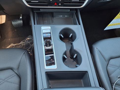 New 2026 Volkswagen Atlas SE image 17