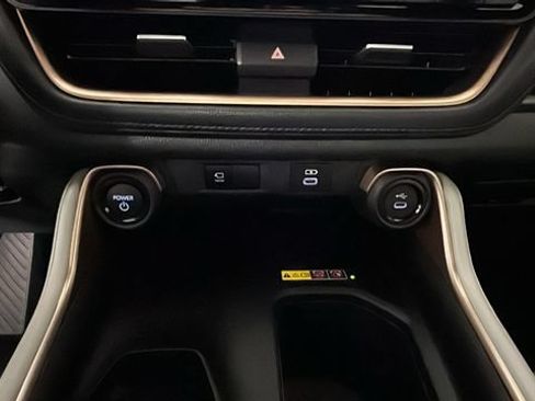 Used 2025 Toyota Grand Highlander AWD Hybrid image 22
