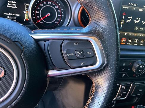 Used 2021 Jeep Gladiator Mojave image 36