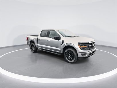 New 2025 Ford F150 XLT w/ Equipment Group 302A MID