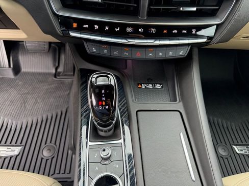 Used 2025 Cadillac CT5 Premium Luxury RWD image 30