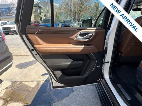 Used 2023 Chevrolet Tahoe High Country image 16