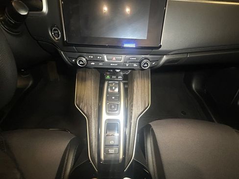 Used 2018 Honda Clarity Plug-In Hybrid image 11