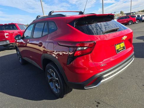 New 2026 Chevrolet Trax LT w/ Driver Confidence Package image 6