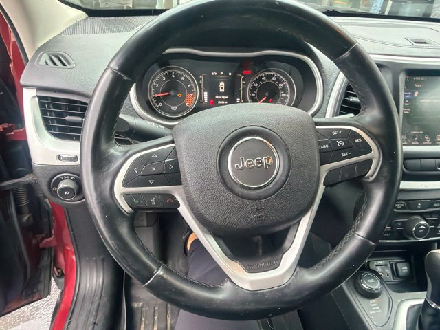 Used 2014 Jeep Cherokee Latitude AWD/4WD image 6