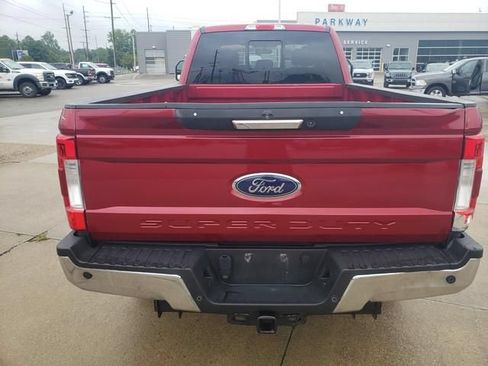 Used 2019 Ford F250 Lariat w/ Lariat Value Package AWD/4WD image 5