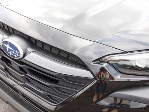 Used 2024 Subaru Outback AWD/4WD image 10