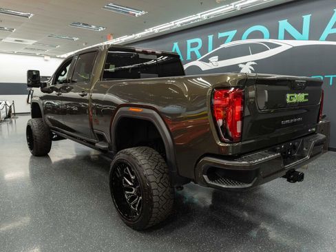Used 2022 GMC Sierra 2500 AT4 w/ AT4 Premium Plus Package image 8