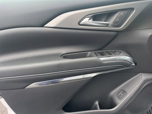 New 2026 Chevrolet Traverse LT w/ Driver Confidence Package image 12