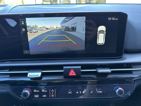 New 2026 Kia Sportage EX w/ EX Panorama Roof Package image 34