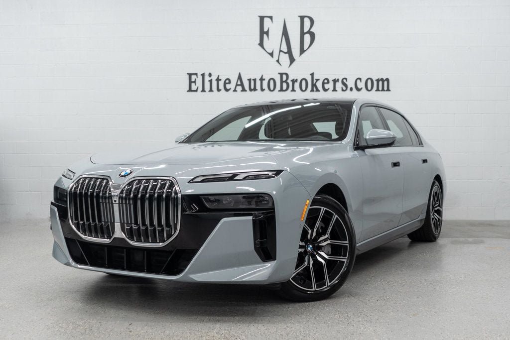 Used 2026 BMW 740i xDrive AWD/4WD image 1
