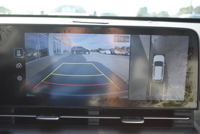 Used 2025 Hyundai Kona Limited AWD/4WD image 28