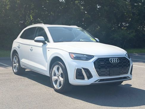 Used 2023 Audi Q5 2.0T Premium Plus w/ Premium Plus Package AWD/4WD image 8