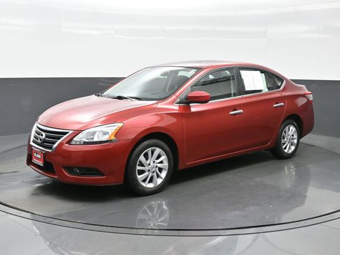 Used 2015 Nissan Sentra SV w/ Style Package image 2