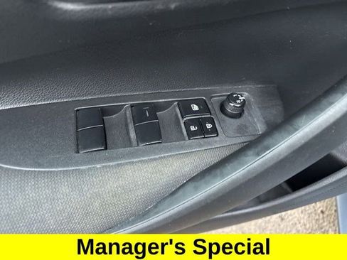 Used 2023 Toyota Corolla LE image 14