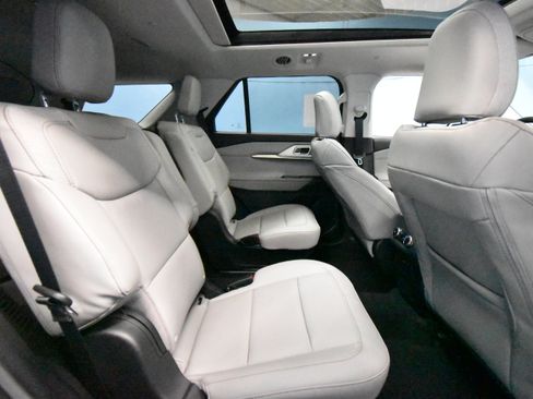 New 2026 Ford Explorer Active w/ Active Comfort Package image 23