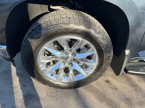 Used 2022 Chevrolet Silverado 1500 LTZ w/ LTZ Premium Package image 13