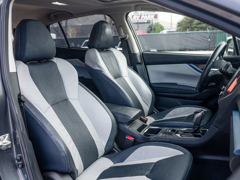 Used 2020 Subaru Crosstrek Hybrid w/ Moonroof Package w/Navigation AWD/4WD image 19