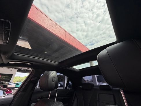Used 2019 Mercedes-Benz S 560 Sedan image 26