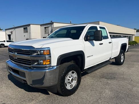 Used 2016 Chevrolet Silverado 2500 W/T w/ Snow Plow Prep Package AWD/4WD image 9
