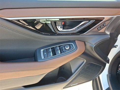 Certified 2025 Subaru Outback Touring XT w/ Popular Package #2 image 12