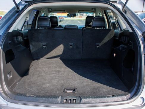 Used 2024 Ford Edge SEL image 11