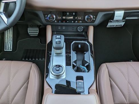 New 2025 Mitsubishi Outlander SEL FWD image 20