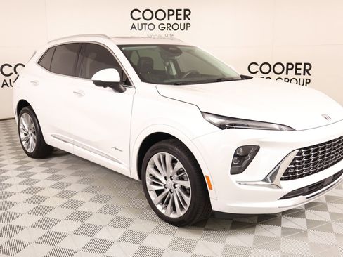 Used 2024 Buick Envision Avenir AWD/4WD image 1