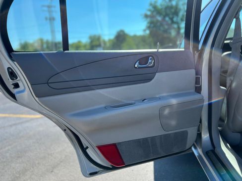 Used 2000 Lincoln Continental FWD image 29