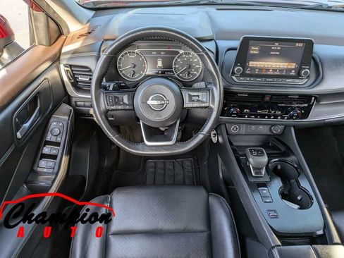 Used 2022 Nissan Rogue SV w/ SV Premium Package FWD image 20
