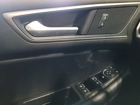 Used 2022 Ford Edge SEL w/ Convenience Package AWD/4WD image 21