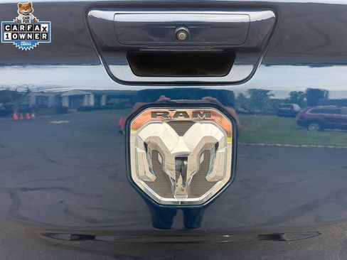 Used 2022 RAM 1500 Big Horn AWD/4WD image 17