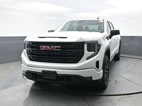 Used 2023 GMC Sierra 1500 Elevation image 8